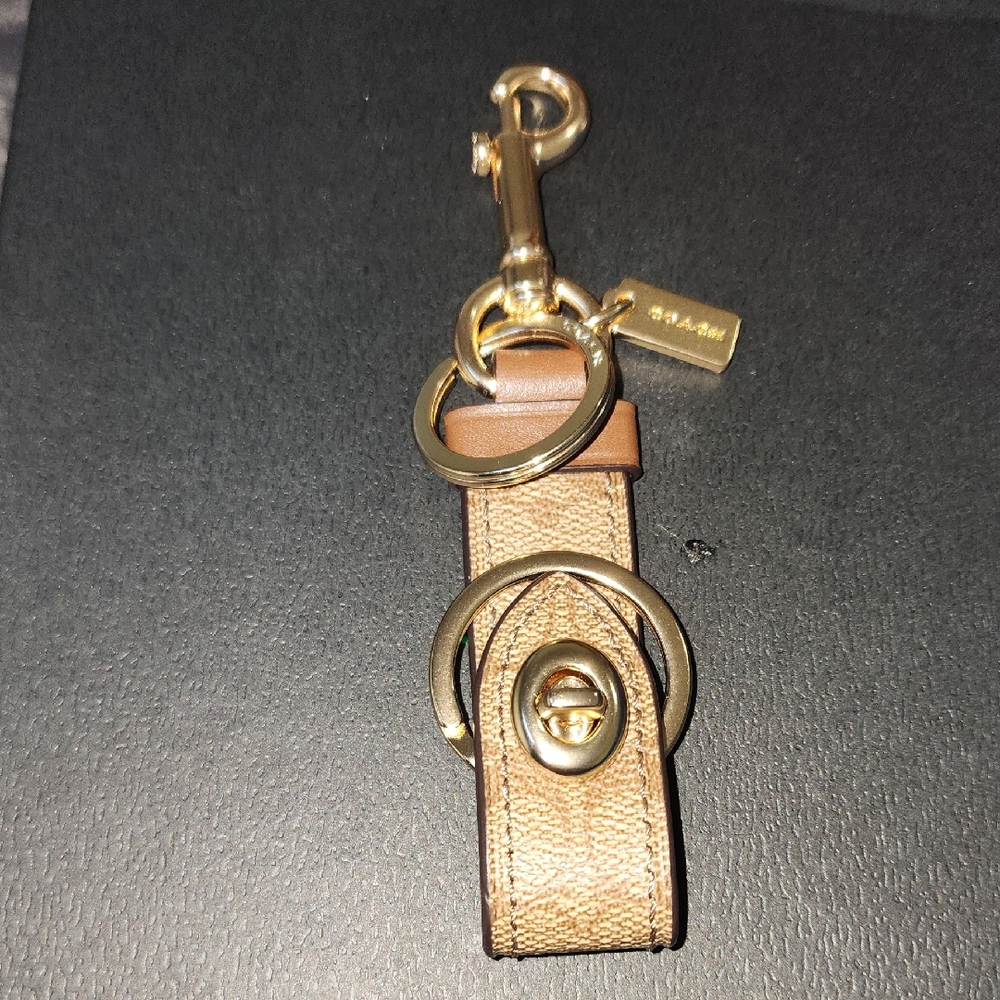 Coach Signature C Leather Purse Bag Charm Keychain Brown Tan Gold